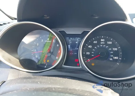 2013 Hyundai Veloster Base W/Black from USA, damaged, VIN KMHTC6AD7DU178975